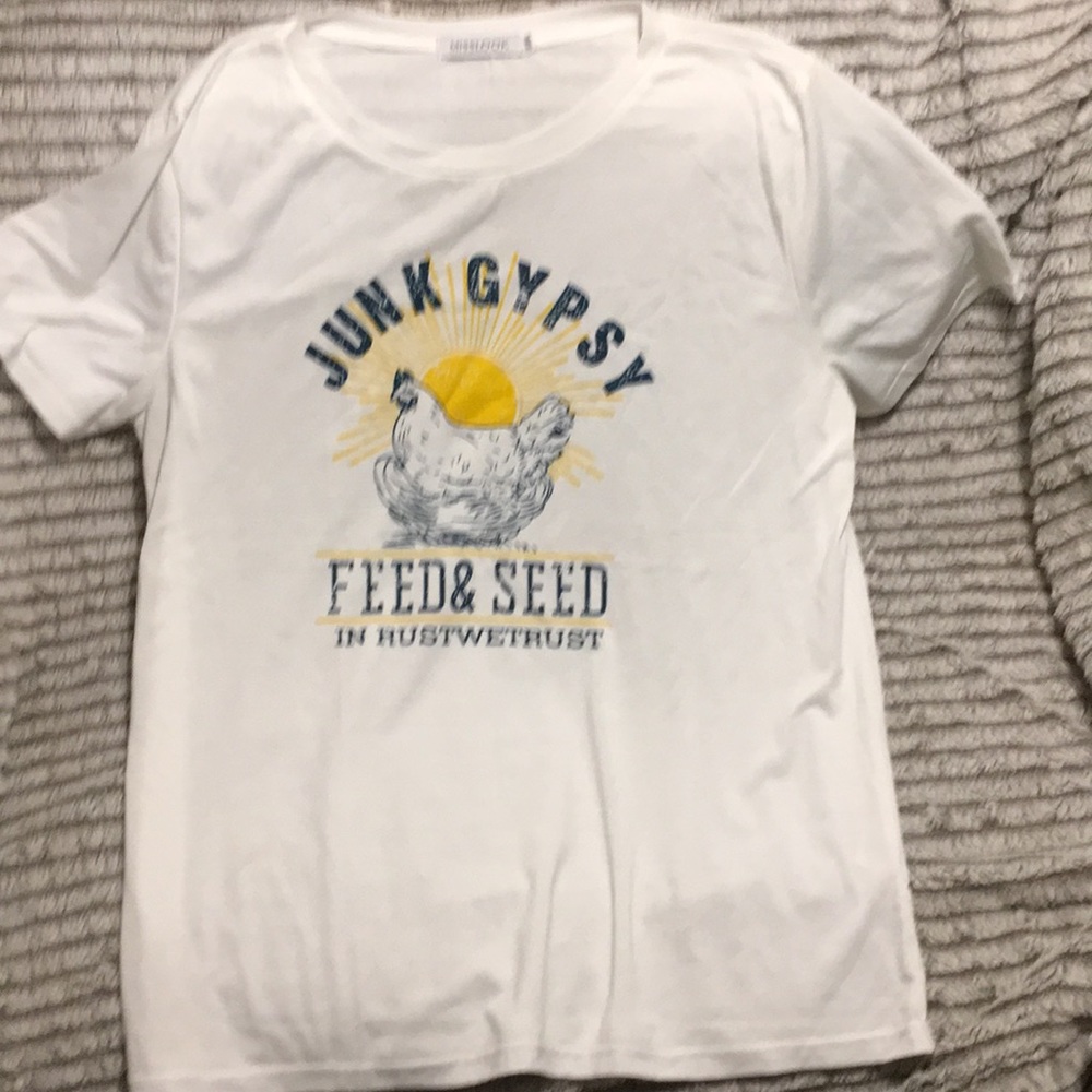 White screen print T-shirt with chicken